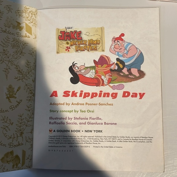 Little golden book lot Disney stories in like new condition - Picture 5 of 9